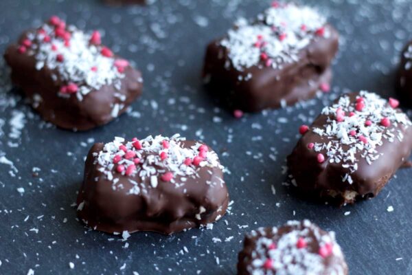 Kokosbarer med chokoladeovertræk