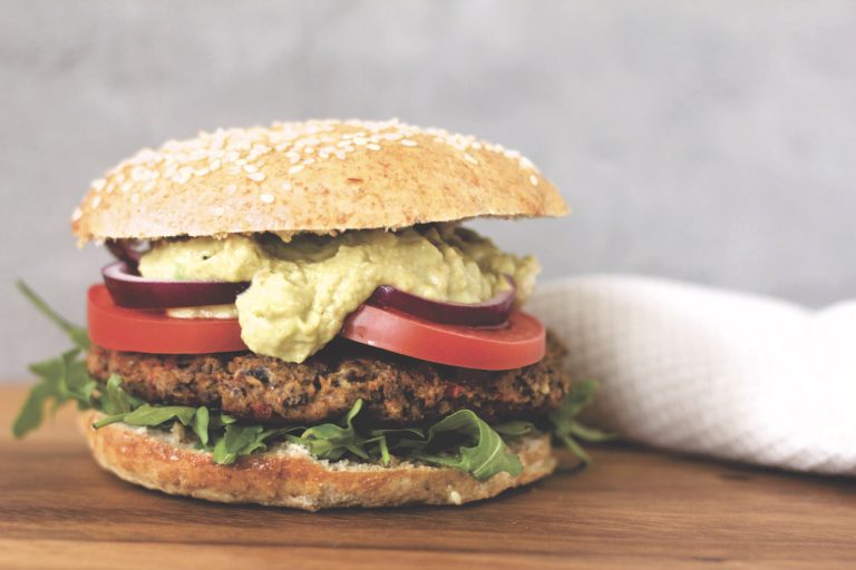 Veggie-burger på sorte bønner